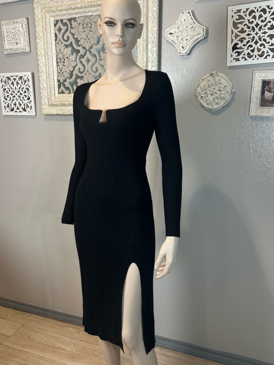 Abercrombie & Fitch Dresses & Skirts - Abercrombie and Fitch Classic Black Long-Sleeve Midi Dress with Front Slit